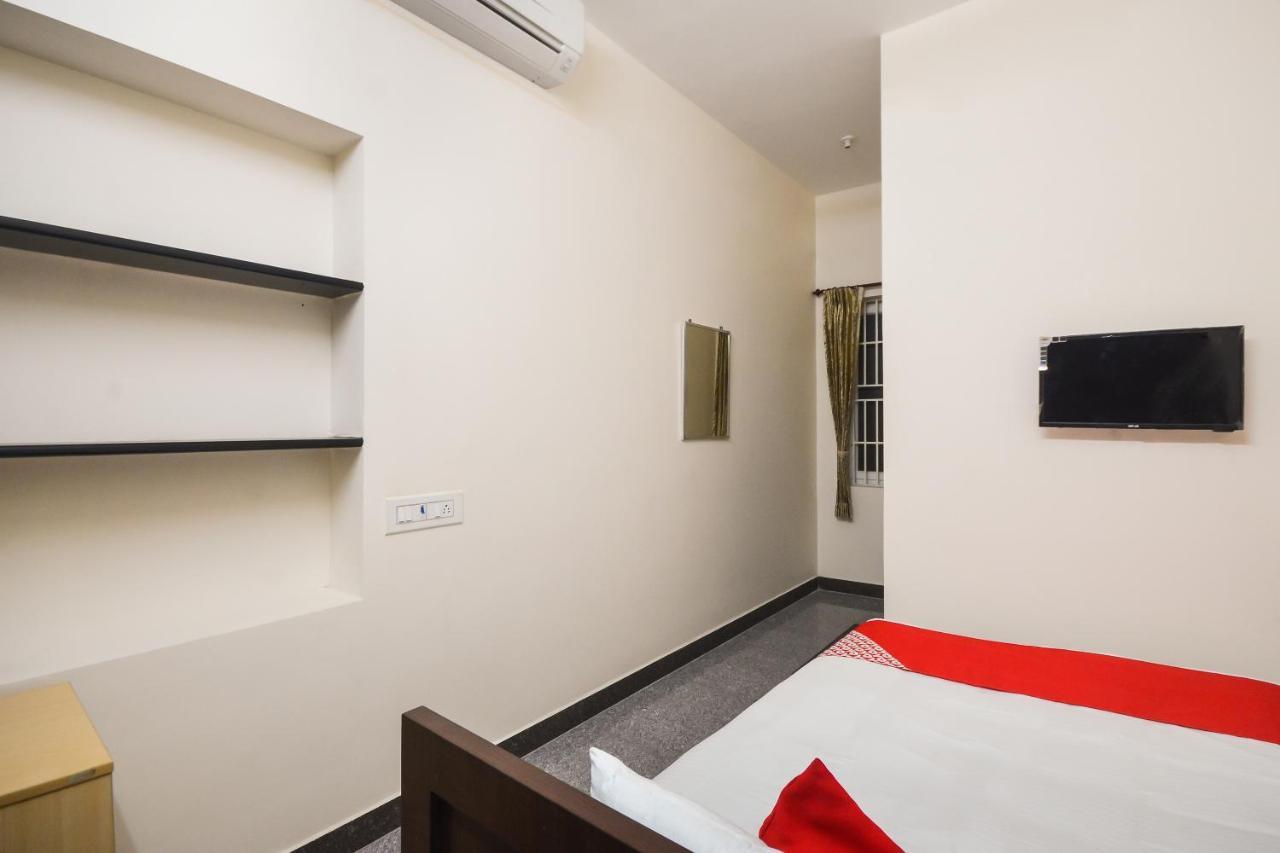 Oyo 70250 Royal Residency Hotel Nāmakkal Kültér fotó