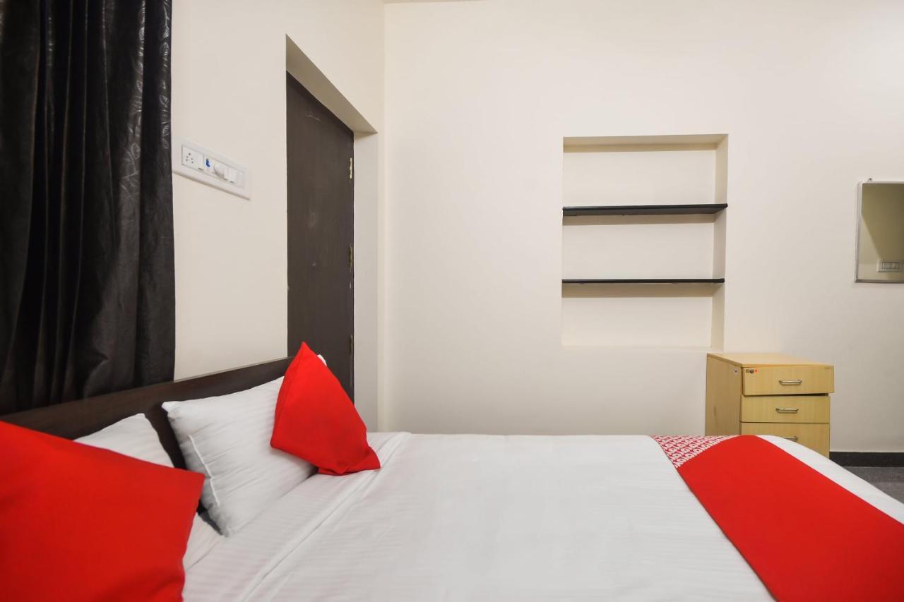 Oyo 70250 Royal Residency Hotel Nāmakkal Kültér fotó