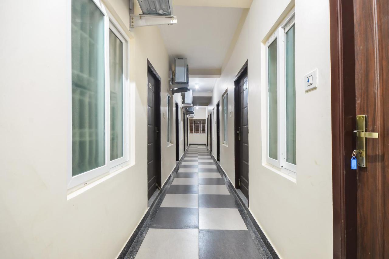 Oyo 70250 Royal Residency Hotel Nāmakkal Kültér fotó